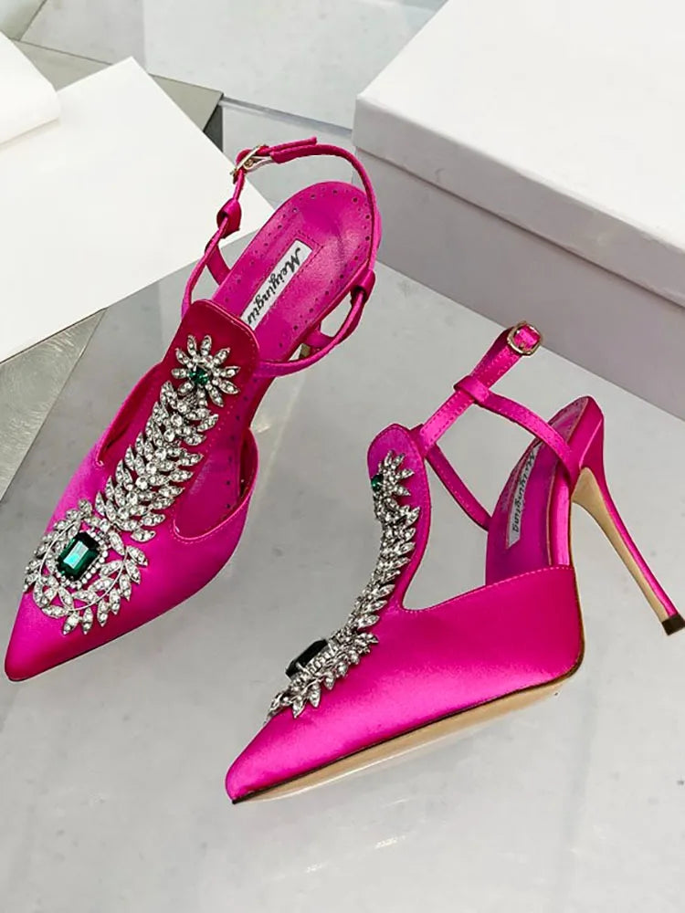 2025 luxe femmes talons hauts strass pointu mariage luxe tapis rouge